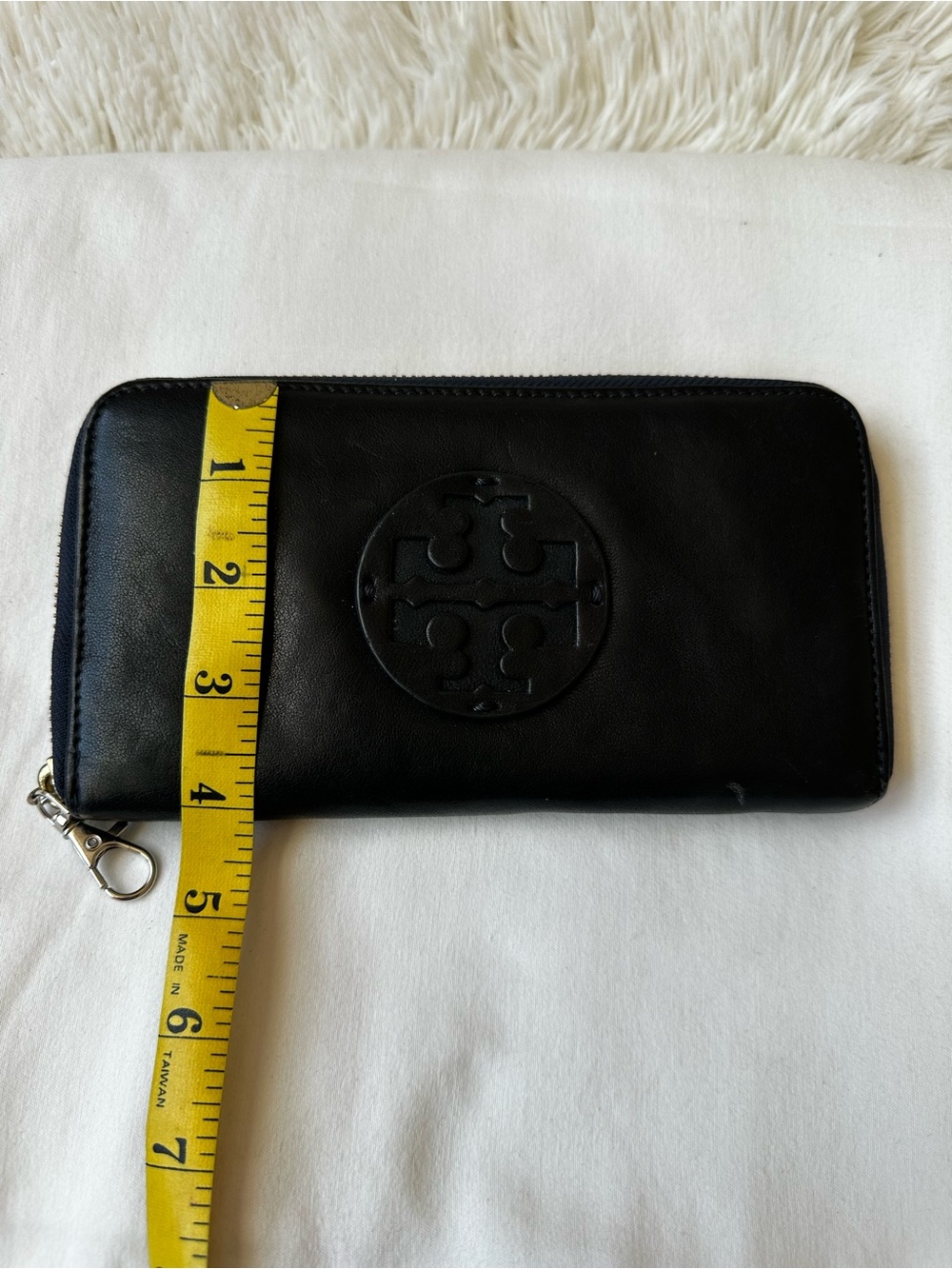 Tory Burch Bombe T Zip Continental Wallet Black Leather Logo Wristlet Clutch - Picture 8 of 10